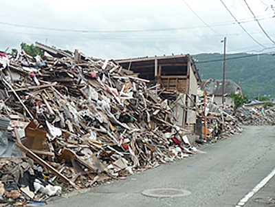 震災後の本県益城町の様子